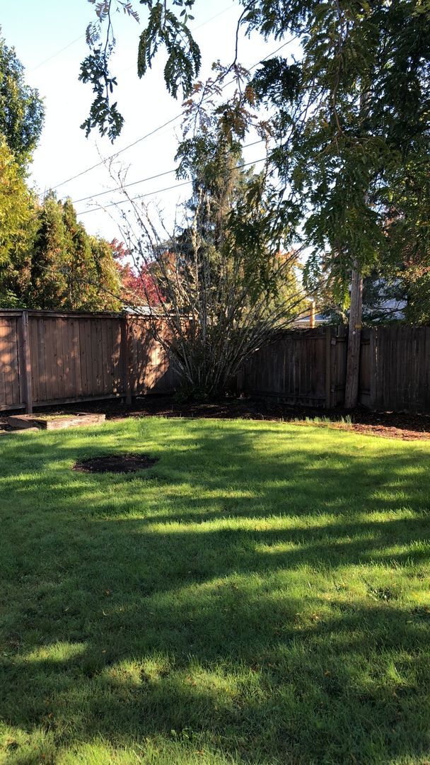 Building Photo - Spacious 4-Bedroom Home in Prime Corvallis Location!