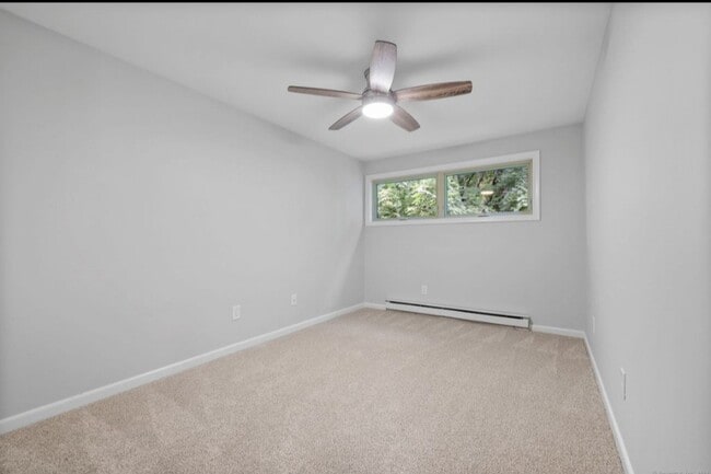 Building Photo - 165 South St