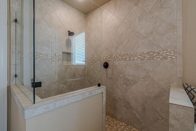 Building Photo - 115 Laughing Pear Cv