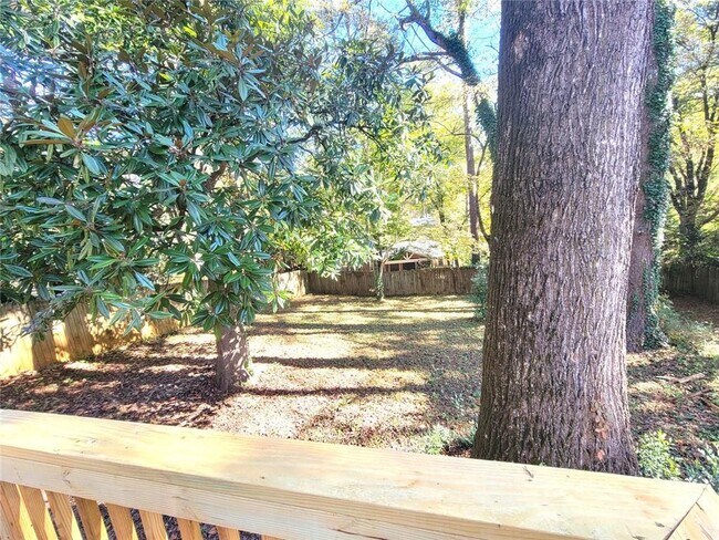 Building Photo - 1061 Homewood Ct