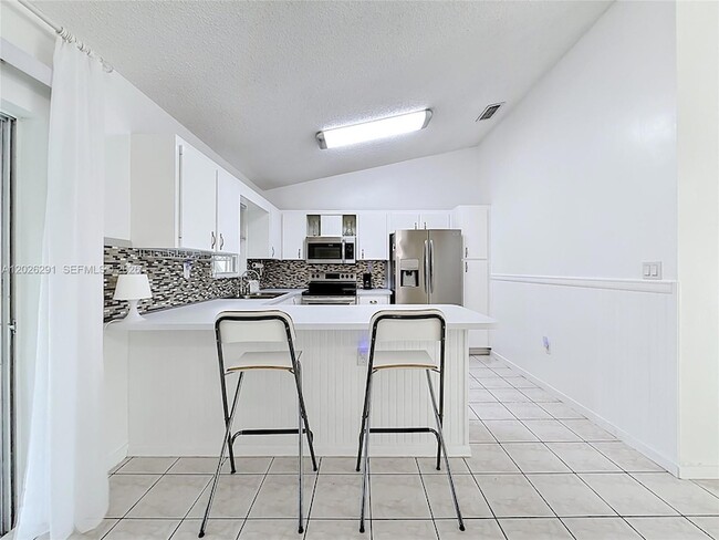 Building Photo - 15050 SW 63rd St