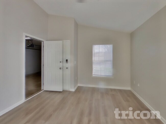 Building Photo - 4350 Jillian Dr