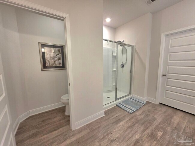 Building Photo - 8055 Silver Maple Dr