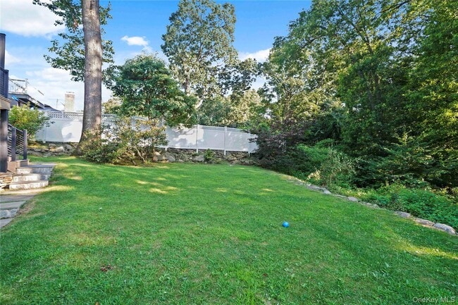 Building Photo - 1319 Raleigh Rd