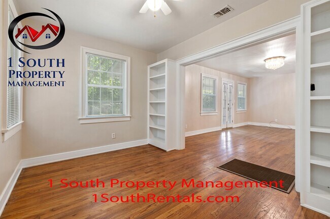 Building Photo - 4726 Princeton Dr