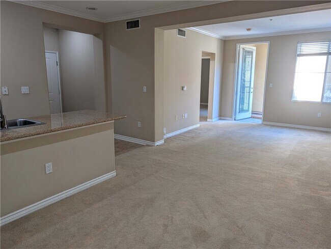 Building Photo - 3266 Watermarke Pl