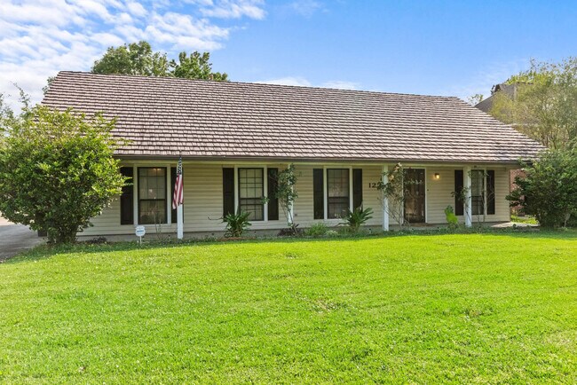 Building Photo - 12336 Perkins Rd