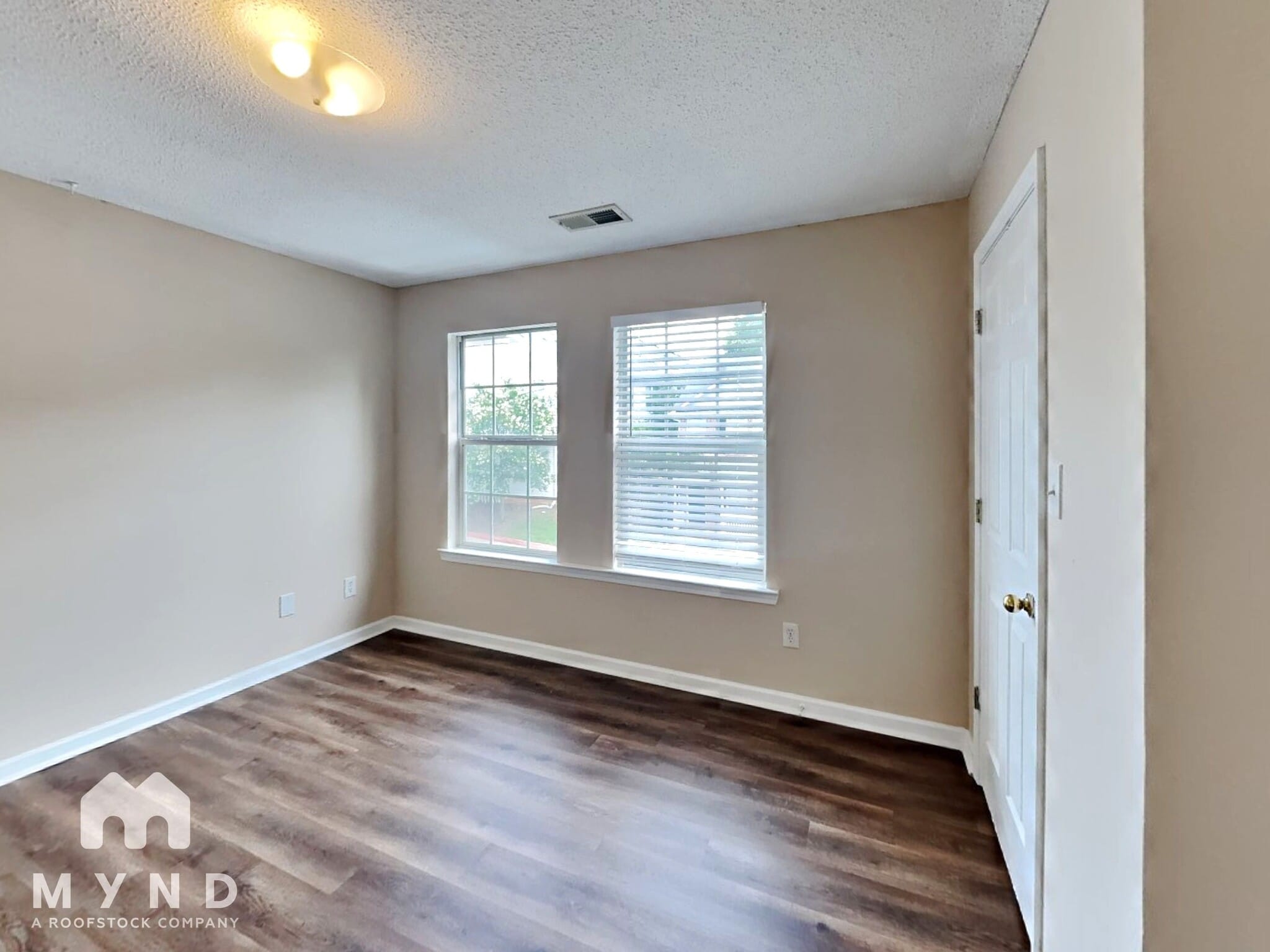 Building Photo - 3607 Ginnis Dr SW
