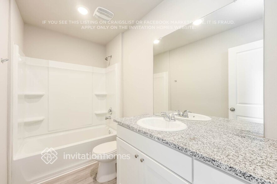 Building Photo - 13710 Harvest Valley