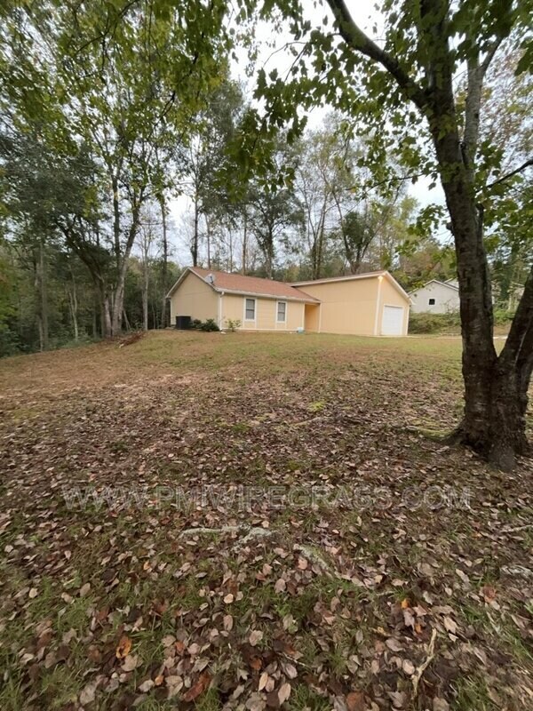 Building Photo - 214 Brookside Ln