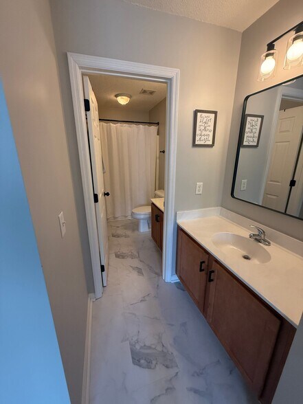 Building Photo - 4779 Skillmaster Ct