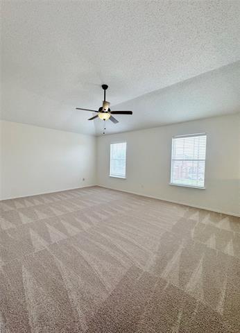 Building Photo - 835 Rockett Ln