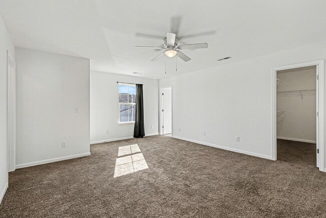 Building Photo - 146 Woodbrook Way