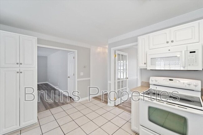 Building Photo - 1520 Birkdale Ct