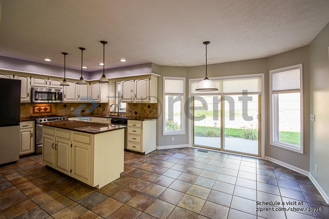 Building Photo - 721 N Aberdeen Dr