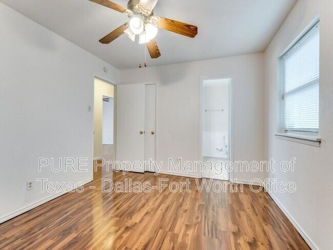 Building Photo - 1224 Parkwood Pl