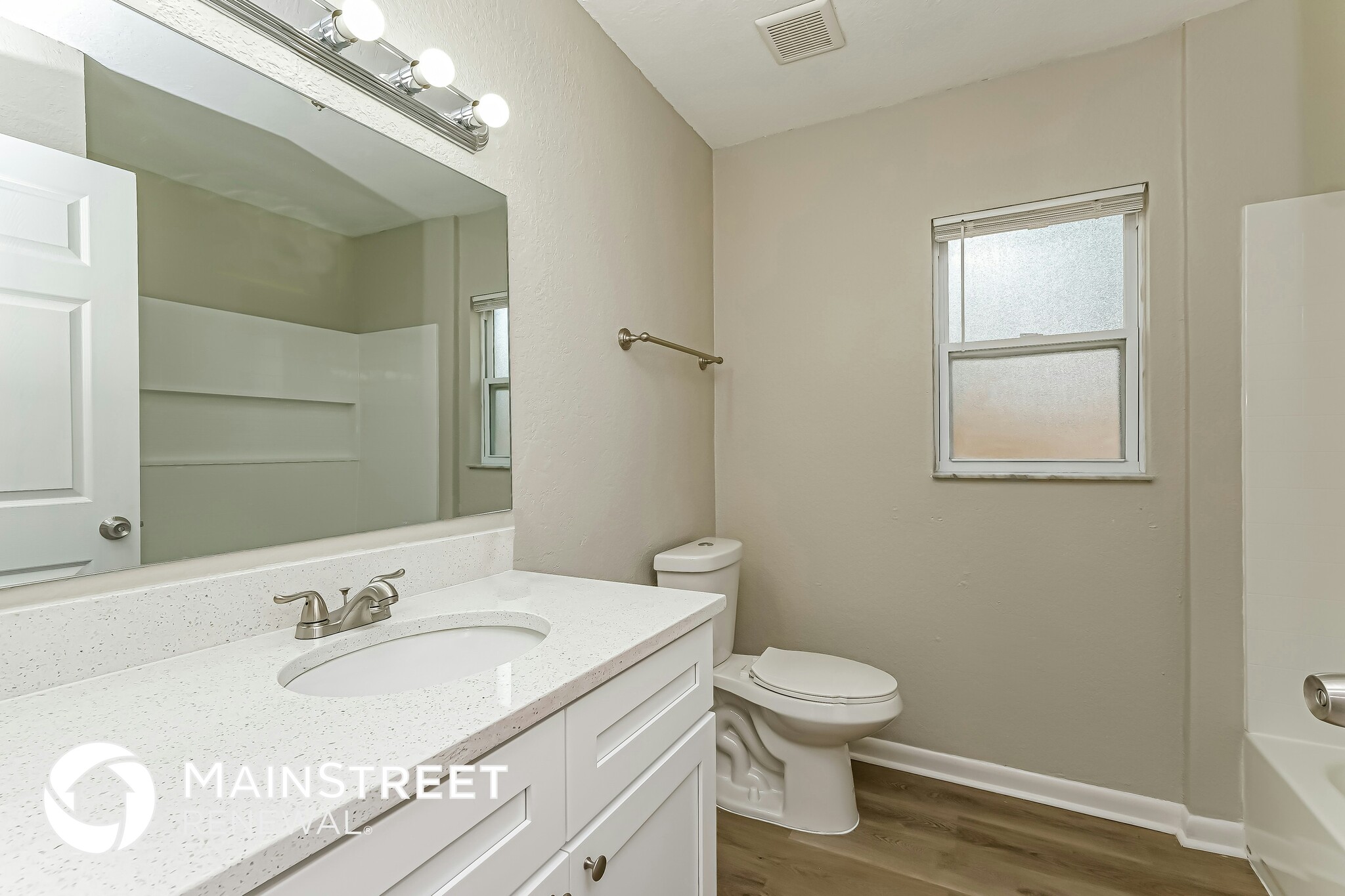 Building Photo - 1362 15th St S