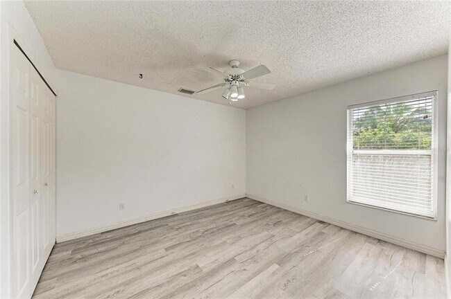 Building Photo - 4805 76th Ct E