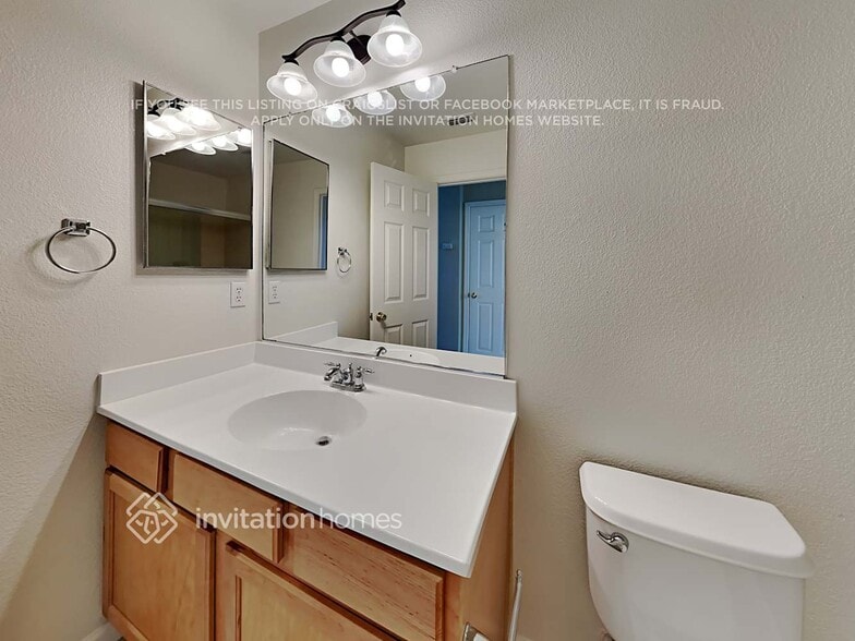 Building Photo - 1231 Waverton Ln