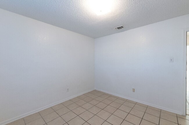 Building Photo - 501 Northern Dove Ln