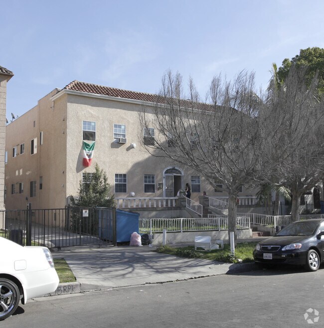 Primary Photo - 158 S Berendo St