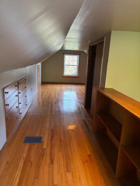 Building Photo - 320 Rosslyn Ave