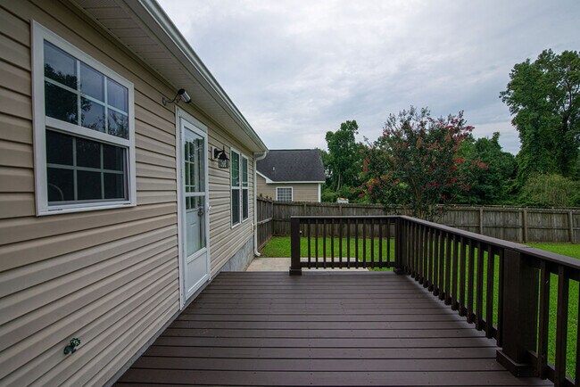 Building Photo - 202 Cottage Brook Ct