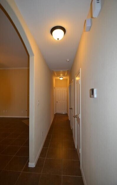 Building Photo - 9942 Taylor Springs Ln