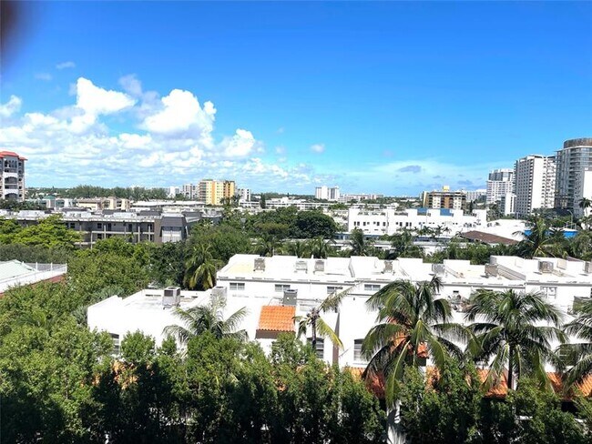 Building Photo - 531 N Ocean Blvd
