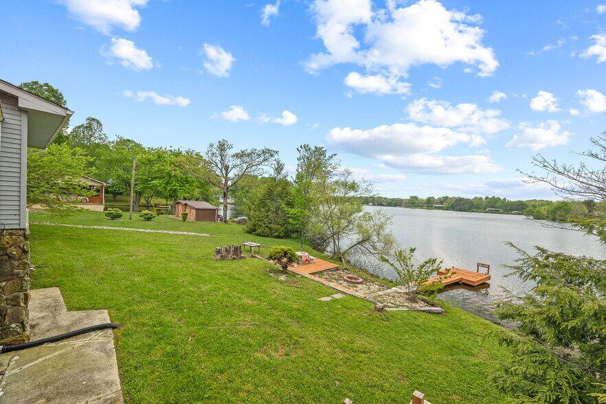 Building Photo - 258 Idlewild Dr