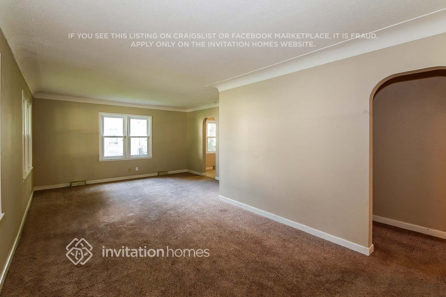 Building Photo - 3940 3rd St NE