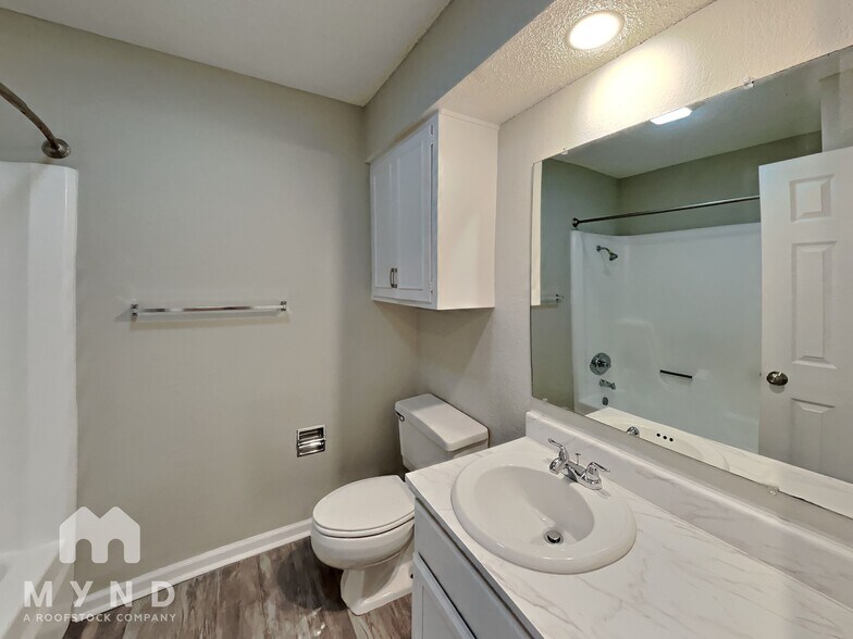 Building Photo - 3264 63rd St