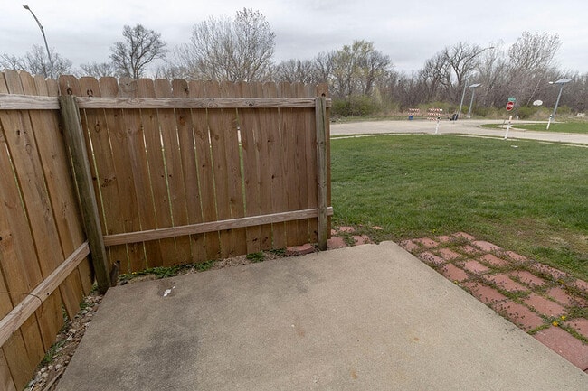 Building Photo - 5313 Currituck Ln