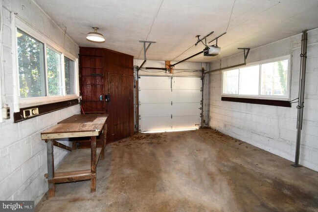 Building Photo - 4111 Saul Rd