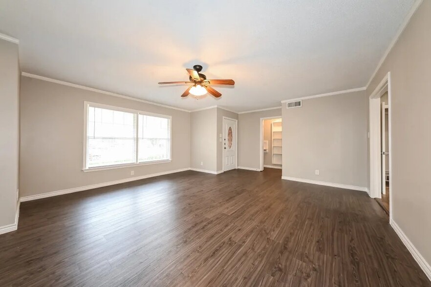 Building Photo - 1226 McDonald Dr