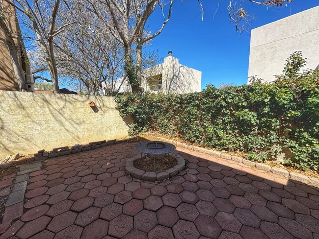 Building Photo - 2111 New York Ave SW