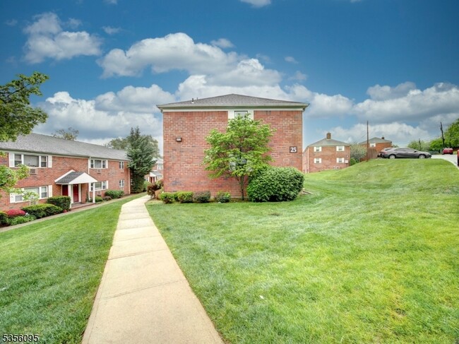 Building Photo - 2467 NJ-10