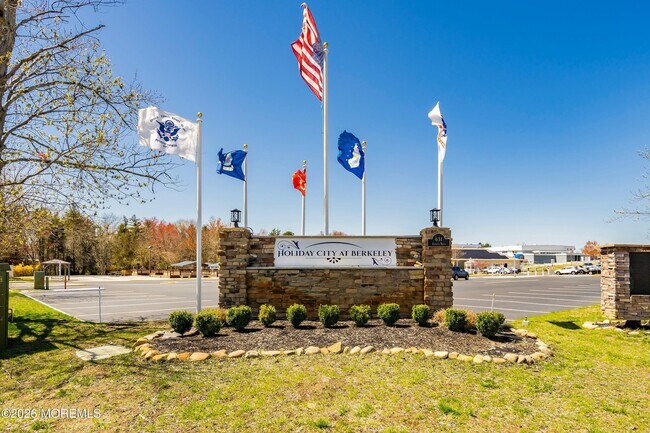 Building Photo - 55 Scarborough Pl