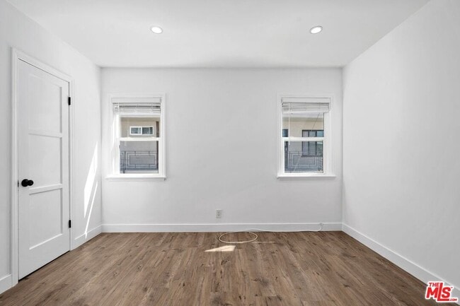 Building Photo - 1805 7th St