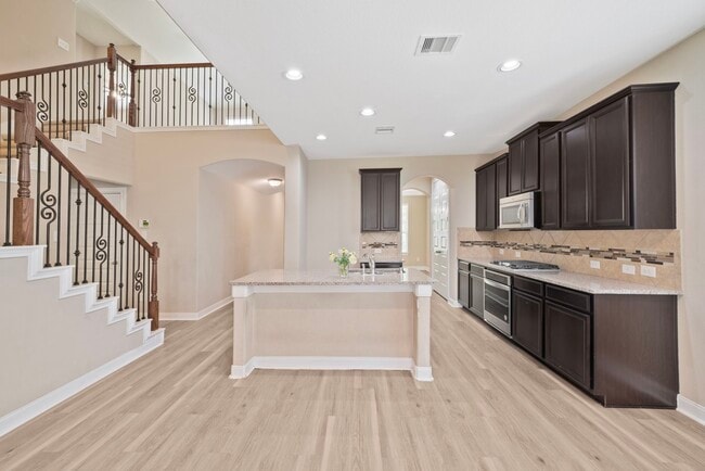 Building Photo - 22523 Birch Ridge Meadow Dr
