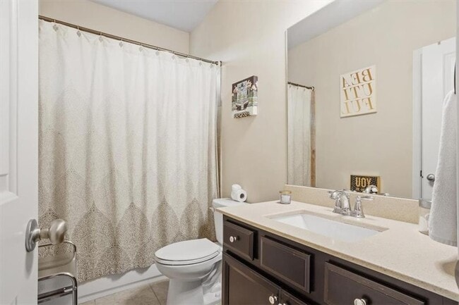 Building Photo - 821 Tramore Ct