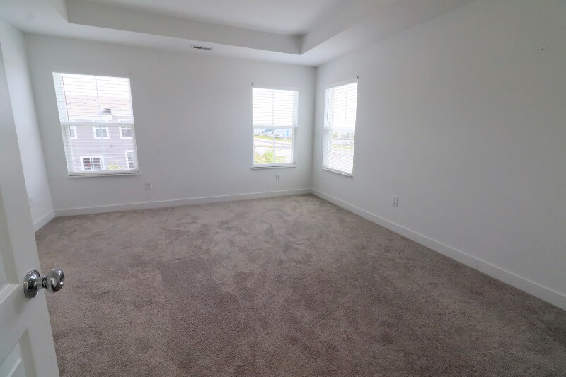 Building Photo - 9316 Benton Dr