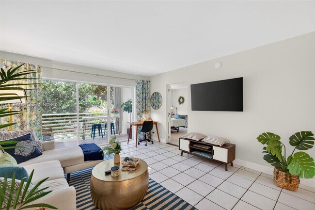 Building Photo - 1541 S Ocean Blvd