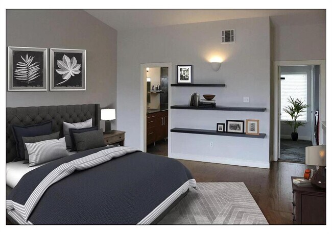 Building Photo - 1811 S Ervay St