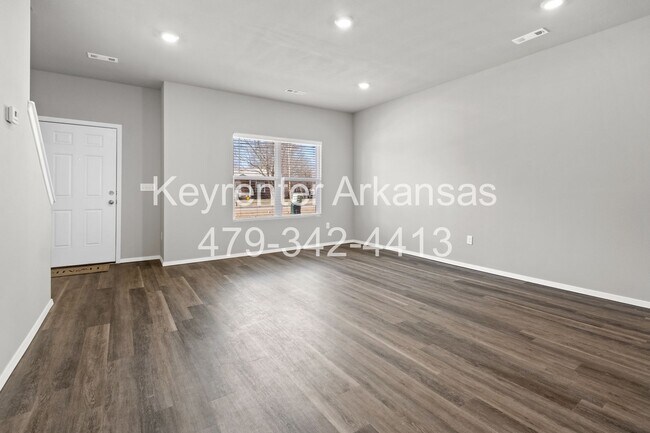 Building Photo - 920 Morningside Dr