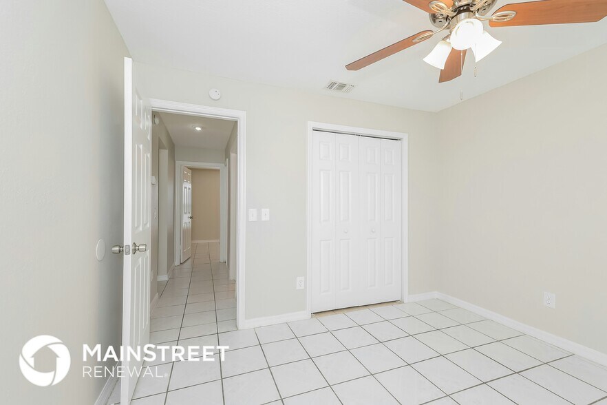 Building Photo - 807 Savona Pl