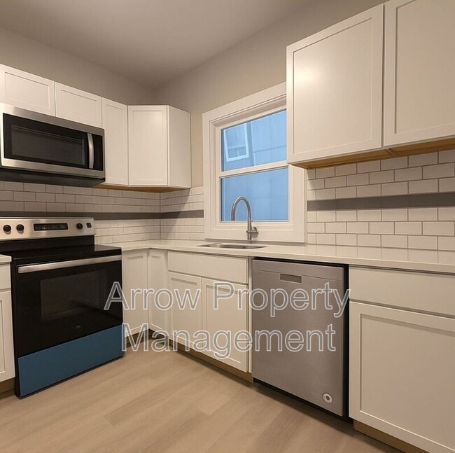 Building Photo - 2435 W Street