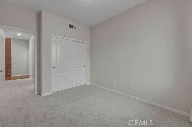 Building Photo - 65 Wonderland