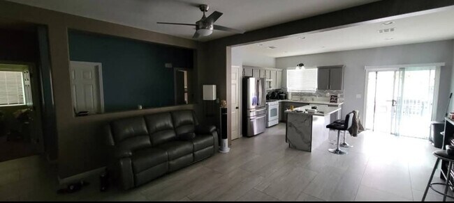 Building Photo - 3760 Candytuft Ridge Ave