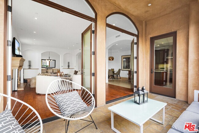 Building Photo - 420 S Hamel Rd